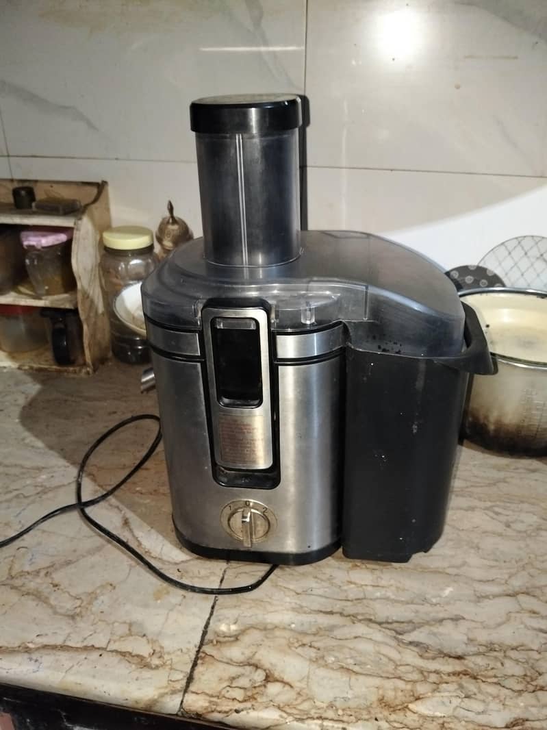 juicer machine 1
