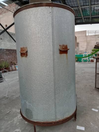 Galvanized Steel Grain Storage Container – Large Capacity