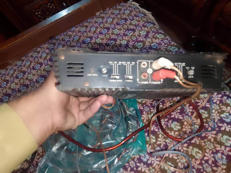 2 two channel amplifier 2