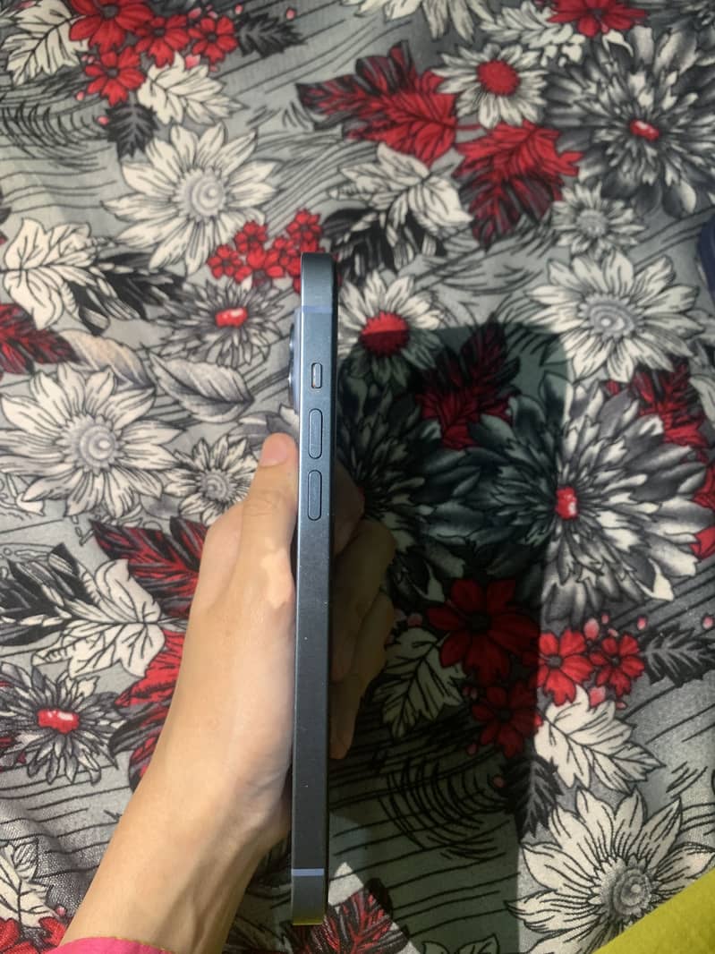 Apple iPhone 14 plus 1