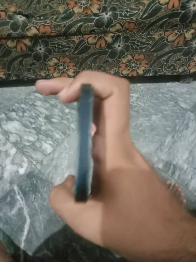 Apple iPhone 12 1