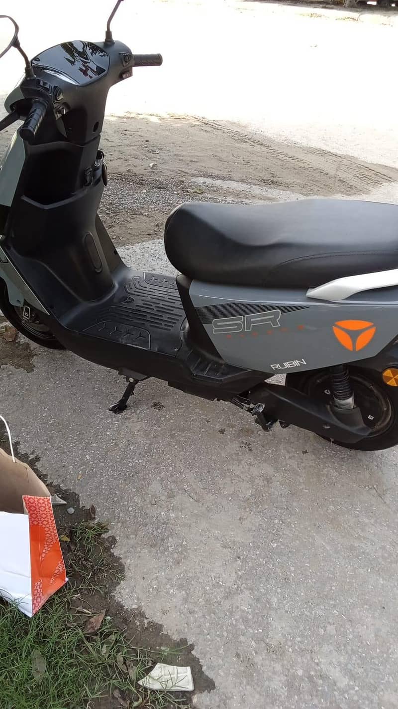 170000 0