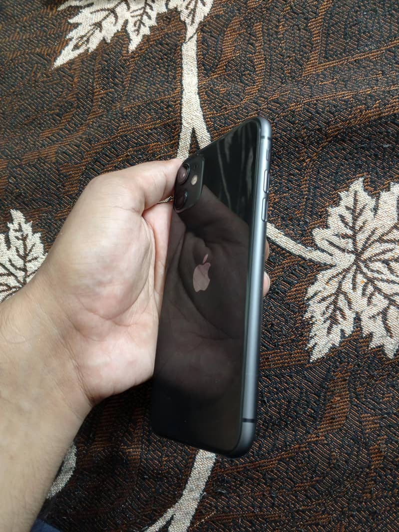 Apple iPhone 11 1