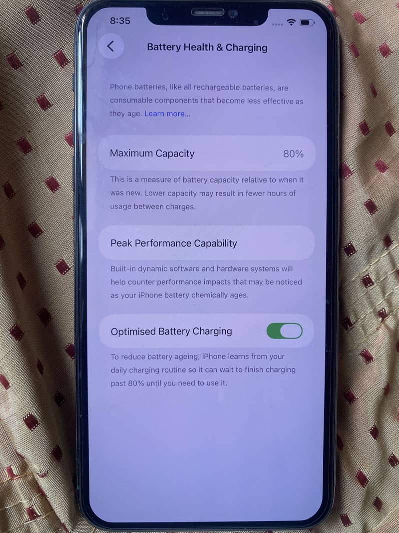 Apple iPhone 11 Pro Max 0