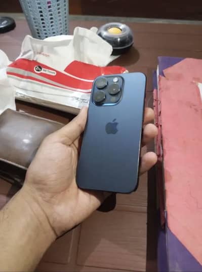 Apple iPhone 15 Pro