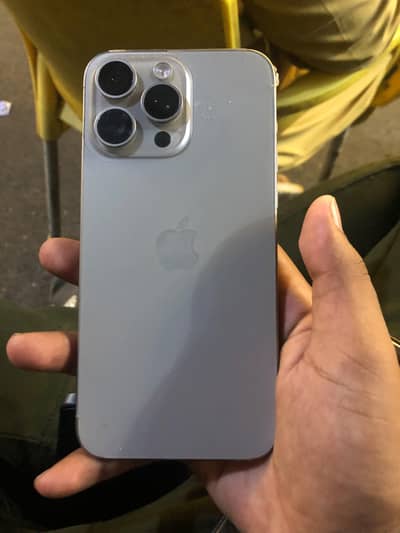 Apple iPhone 15 Pro Max