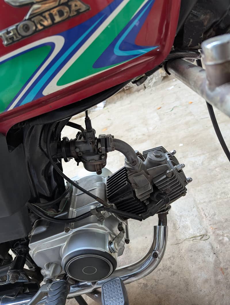 Honda CD70 3