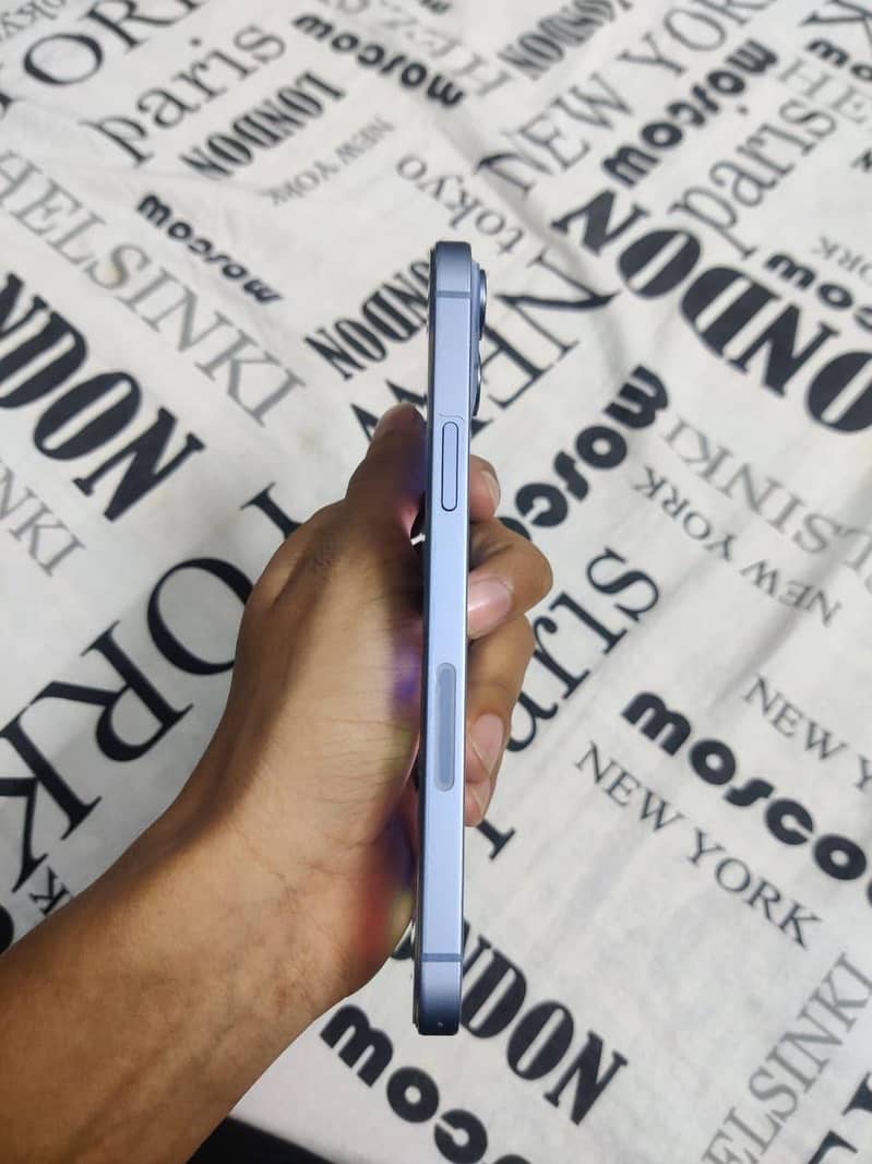 iPhone 14 plus 3