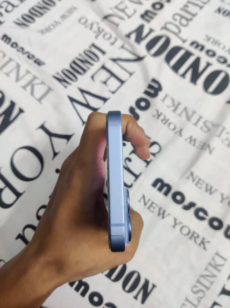 iPhone 14 plus 6