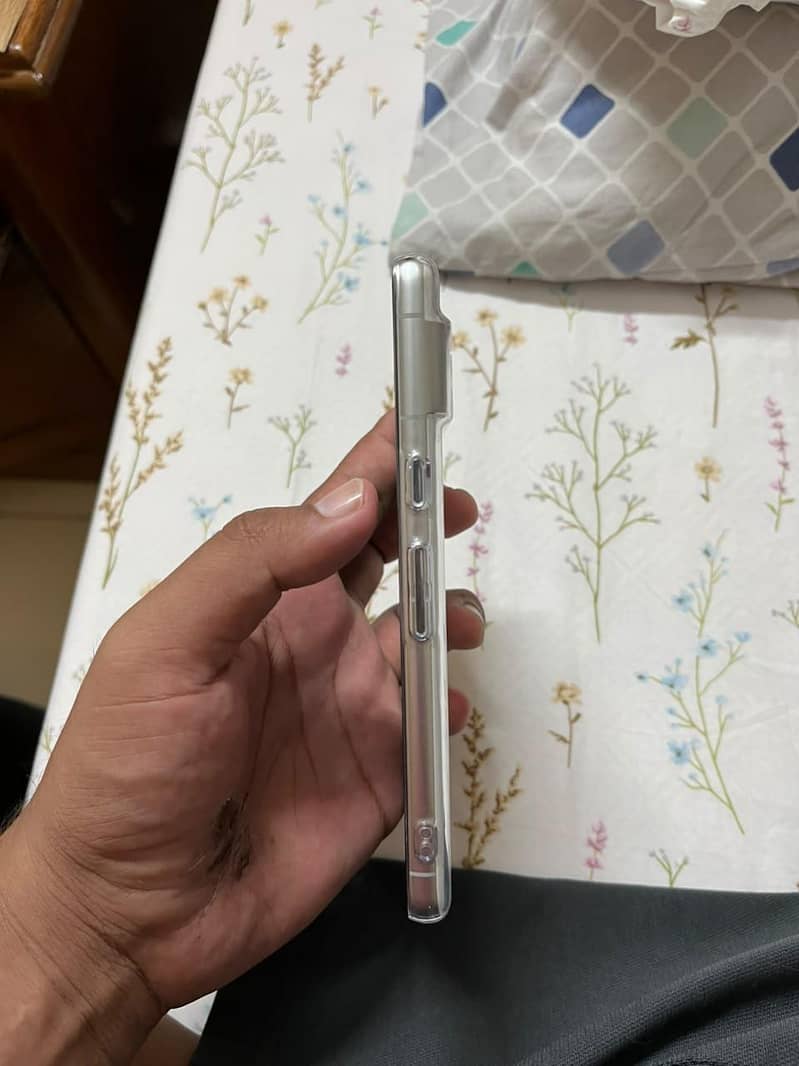Google Pixel 7 3