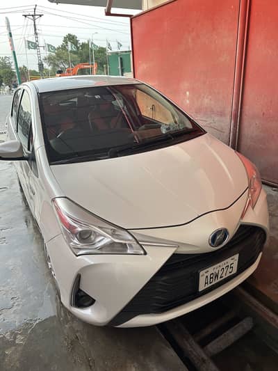 Toyota Vitz 2017