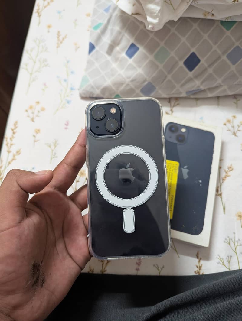 Apple iPhone 13 3