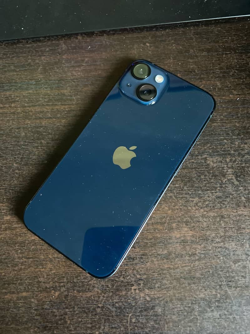 Apple iPhone 13 1