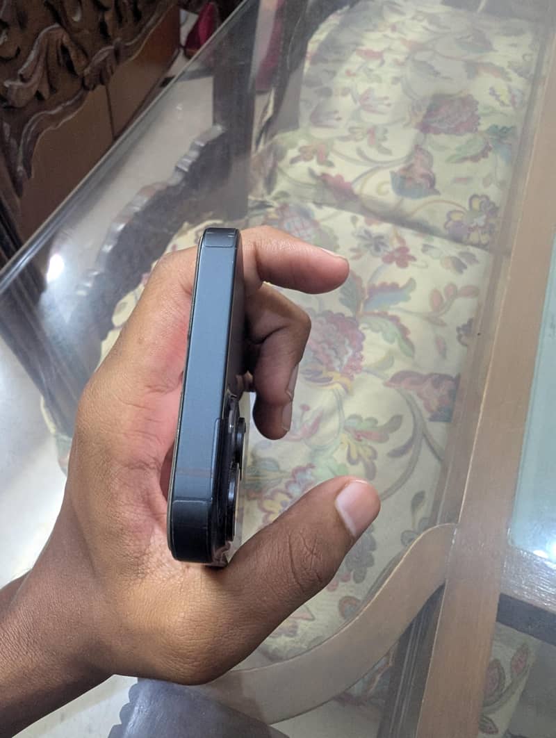 Apple Iphone 14 2