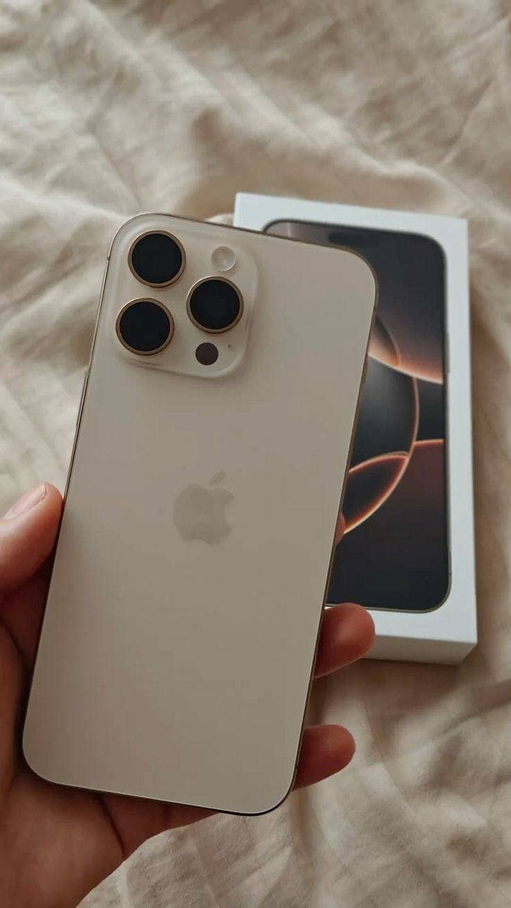 Apple iPhone 16 Pro Max 1