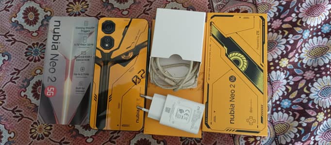 foll box 256 GB 5G mobile 10 by 8 all ok 6000 battery 33 wat chgr