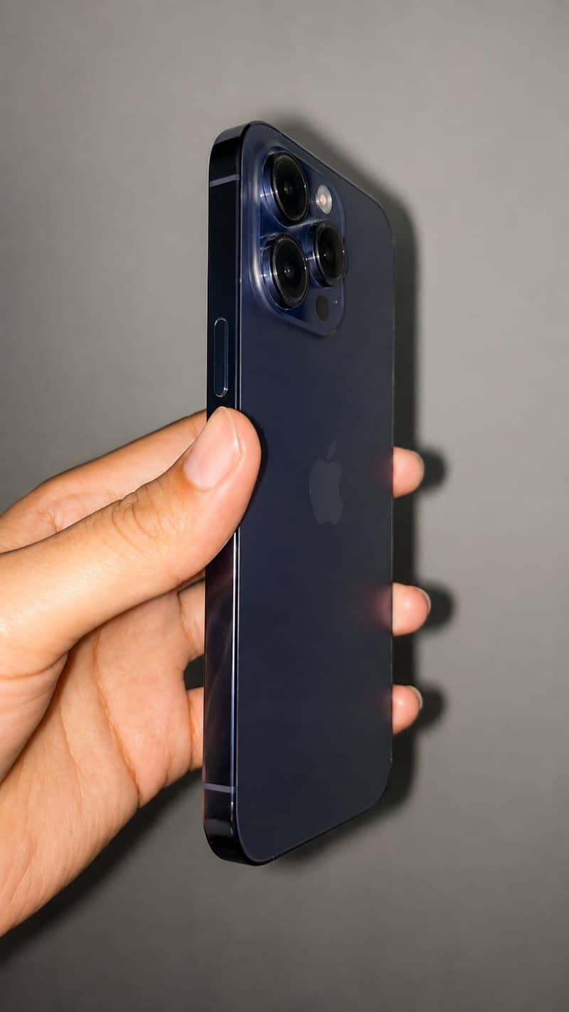 Apple iPhone 14 Pro 1