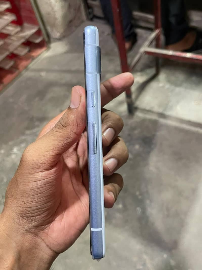 Google Pixel 7a 3