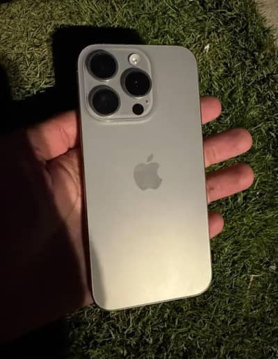 Apple iPhone 15 Pro