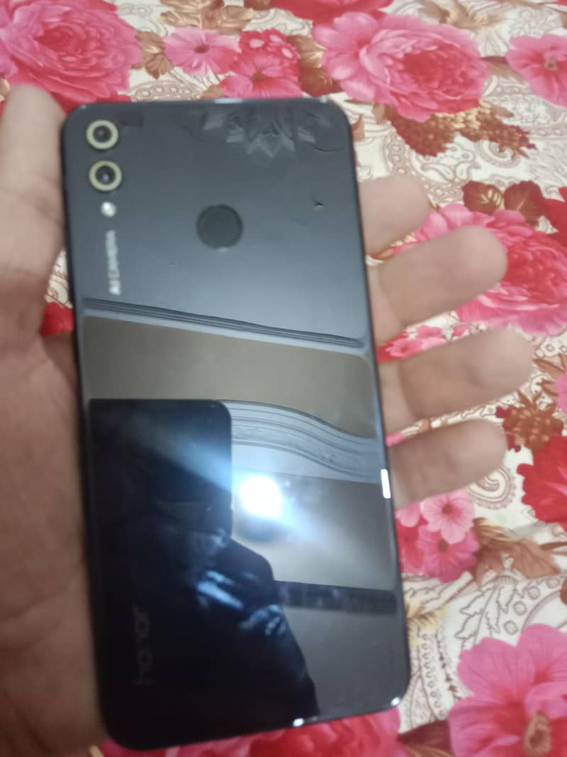 Honor 8X 4