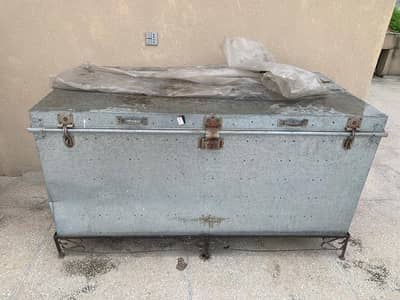 Iron trunk duoble door