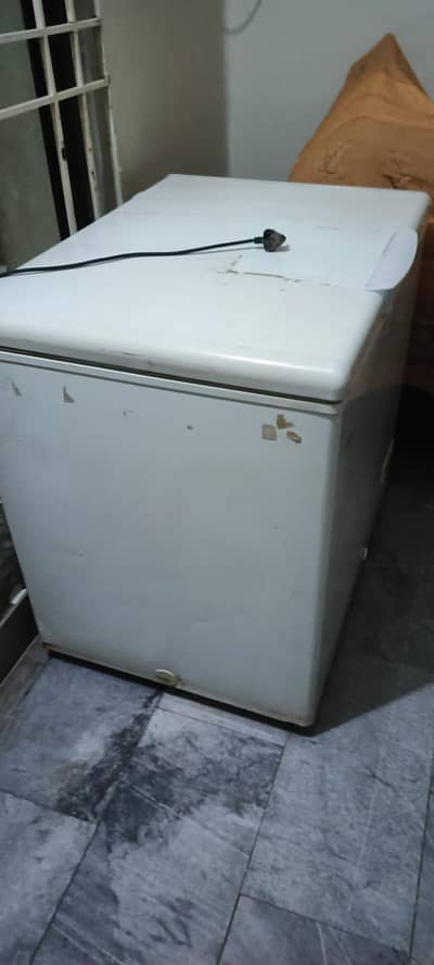 DEEP FREEZER