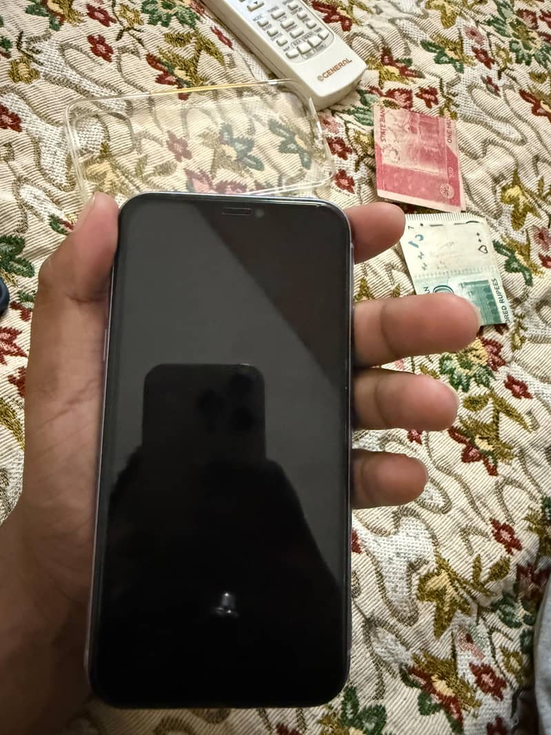 Apple iPhone 11 2
