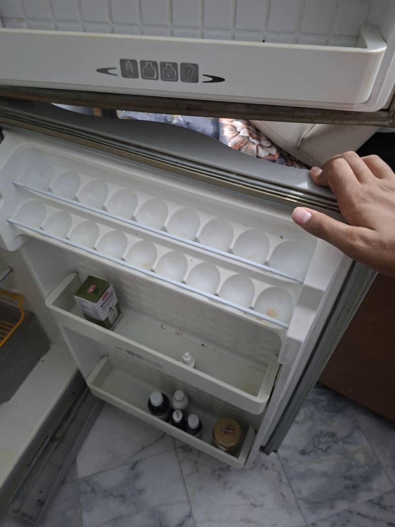 Dawlance Refrigerator 3