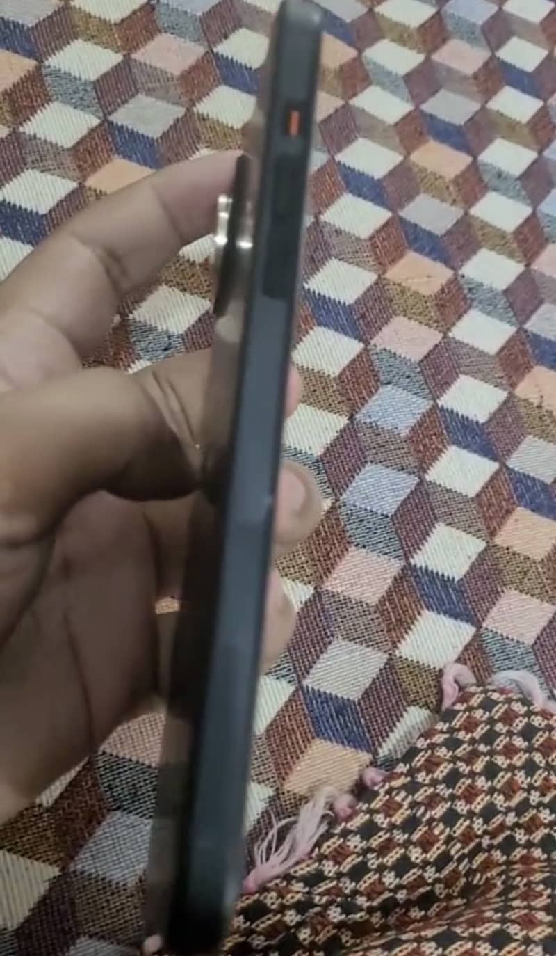 Apple iPhone 15 plus 2