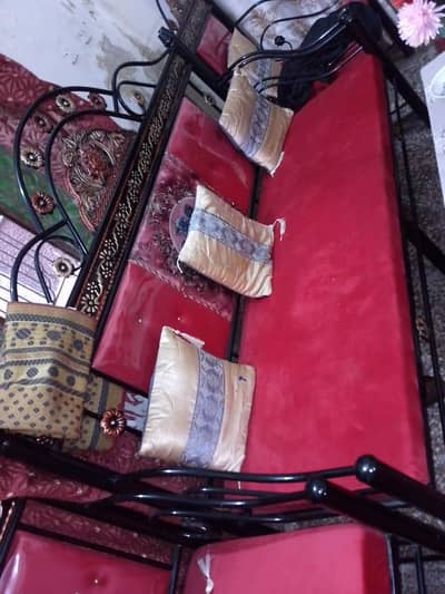 king bed