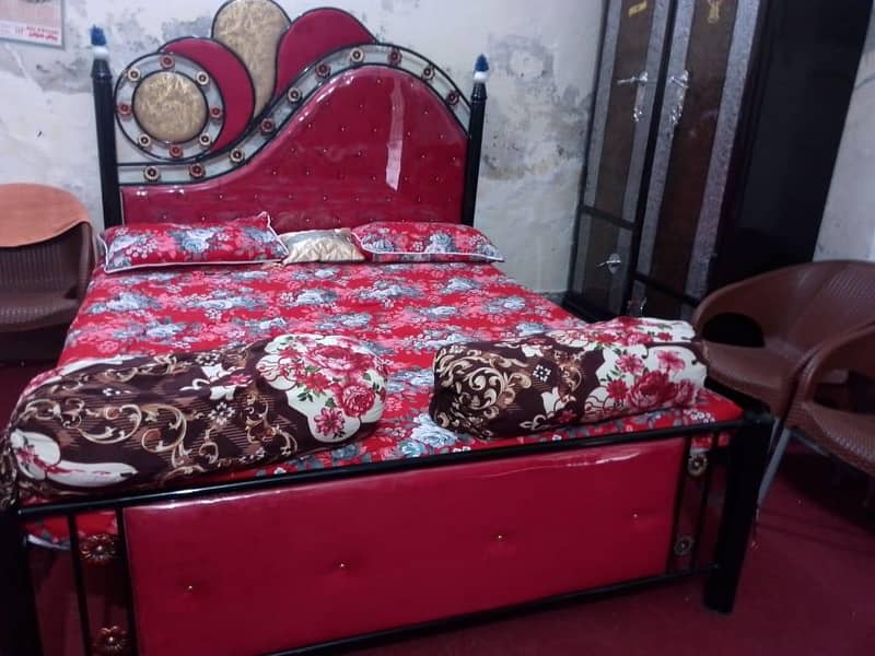 king bed 9