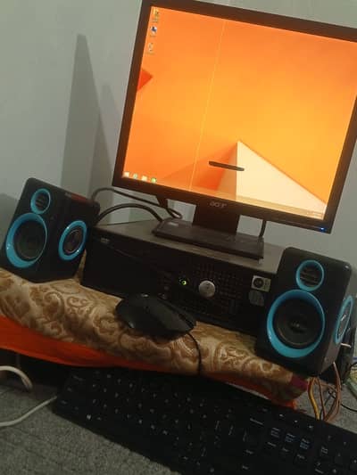 DELL DESKTOP PC 4GB RAM 160GB HDD + WOOFER SPEAKER