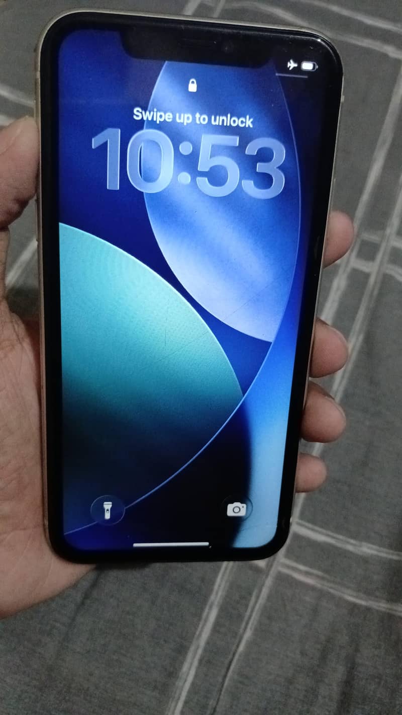 Apple iPhone 11 3