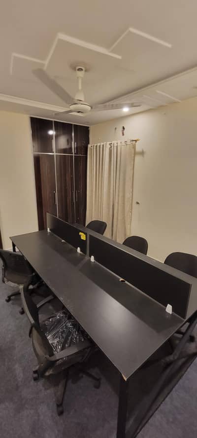 Office table