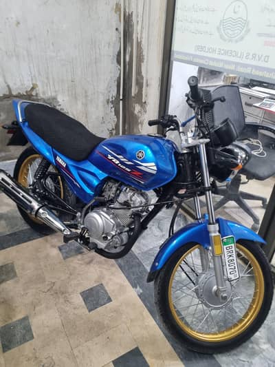 YAMAHA YB 125Z AVAILABLE FOR SALE