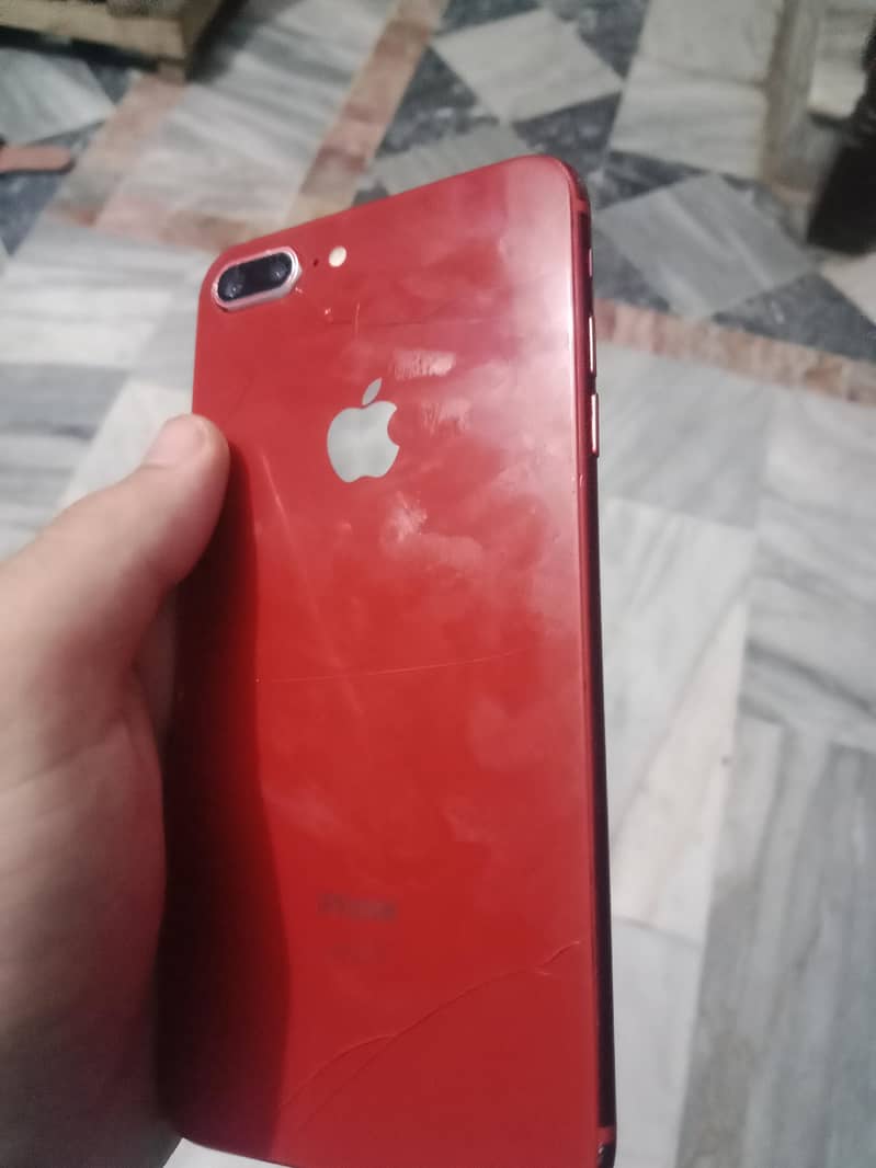 Apple iPhone 8 Plus 0