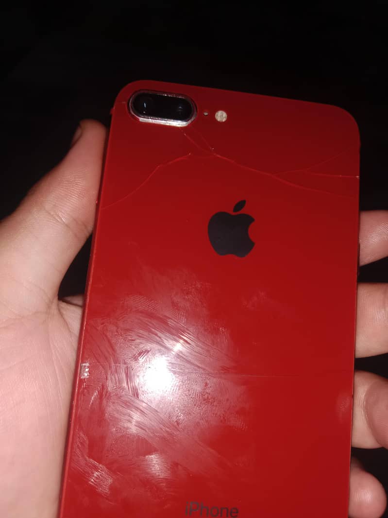 Apple iPhone 8 Plus 1