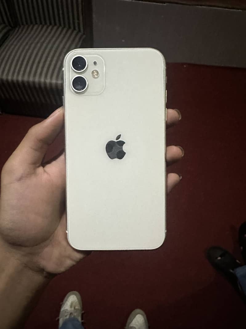 Apple iPhone 11 2