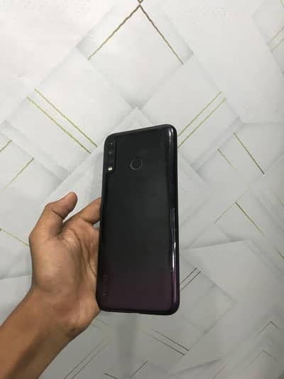 Tecno Spark 4