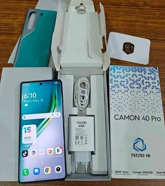 Tecno CAMON 40 Pro 1