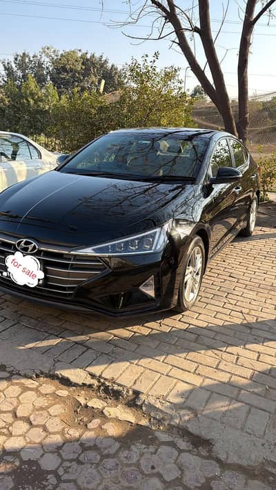 Hyundai Elantra 2021