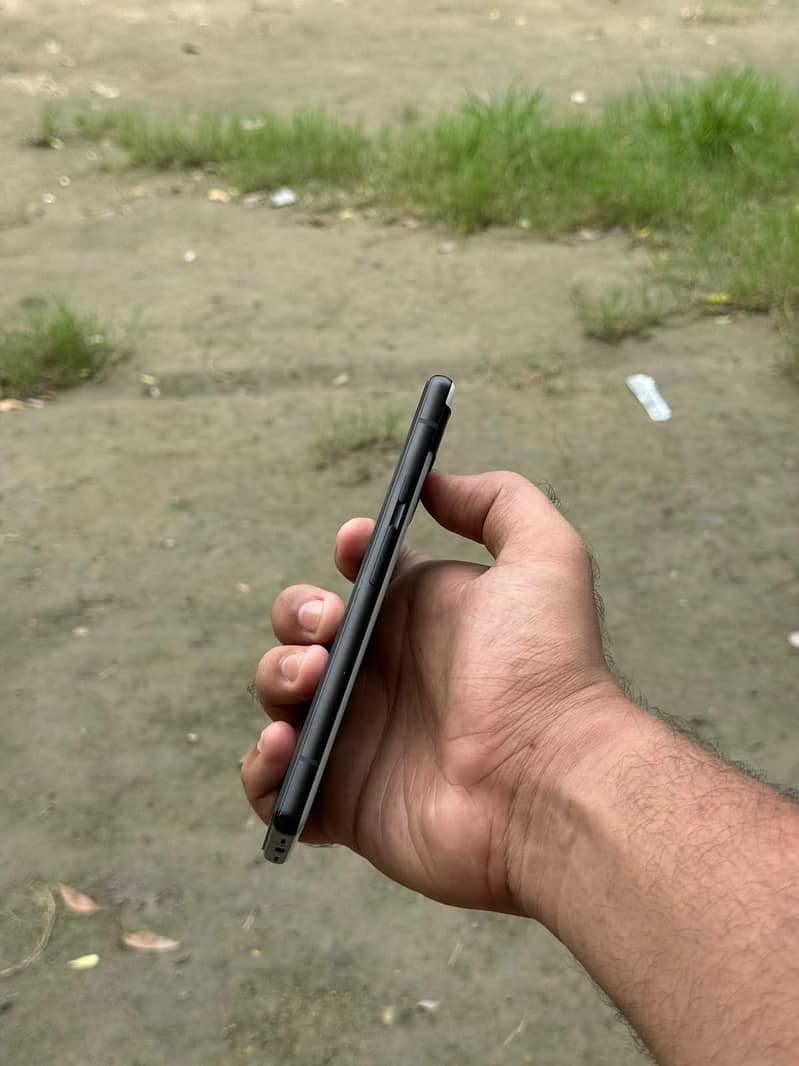 Google Pixel 6a 3