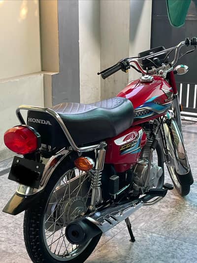 Honda CG 125 2024