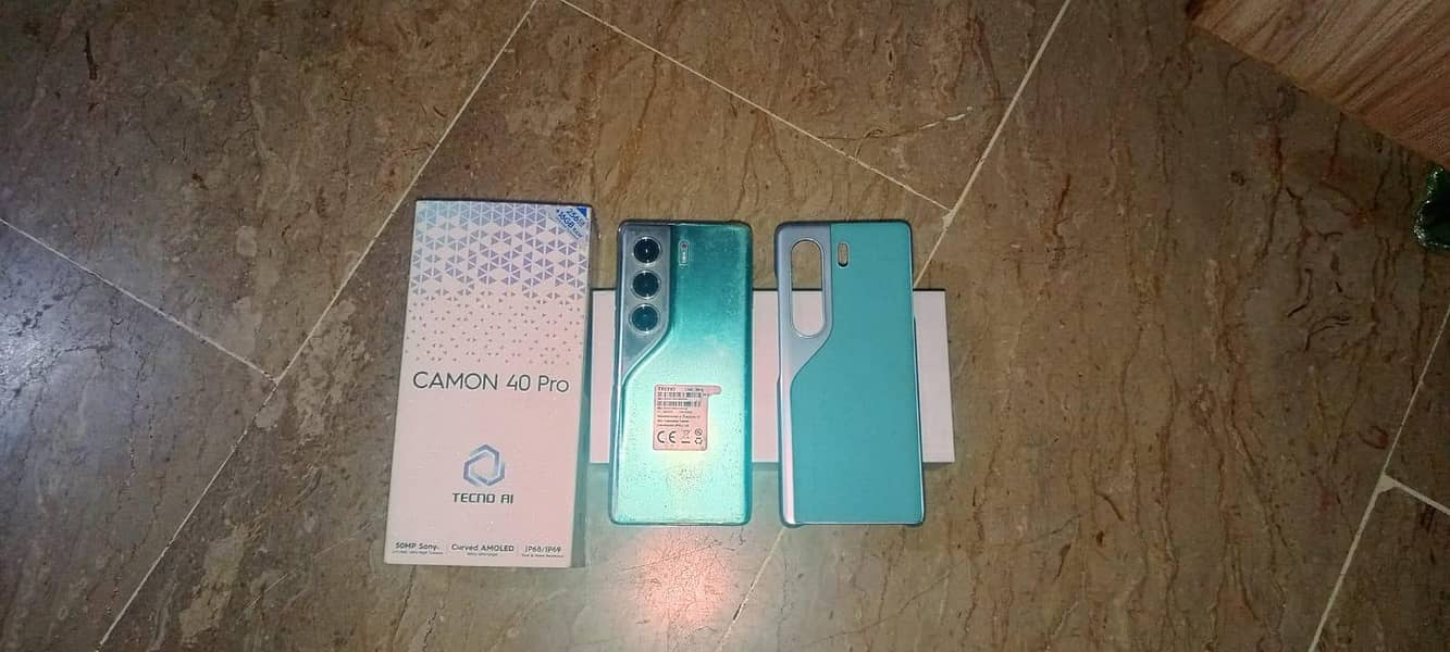 Tecno CAMON 40 Pro 4