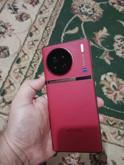 Vivo X90s