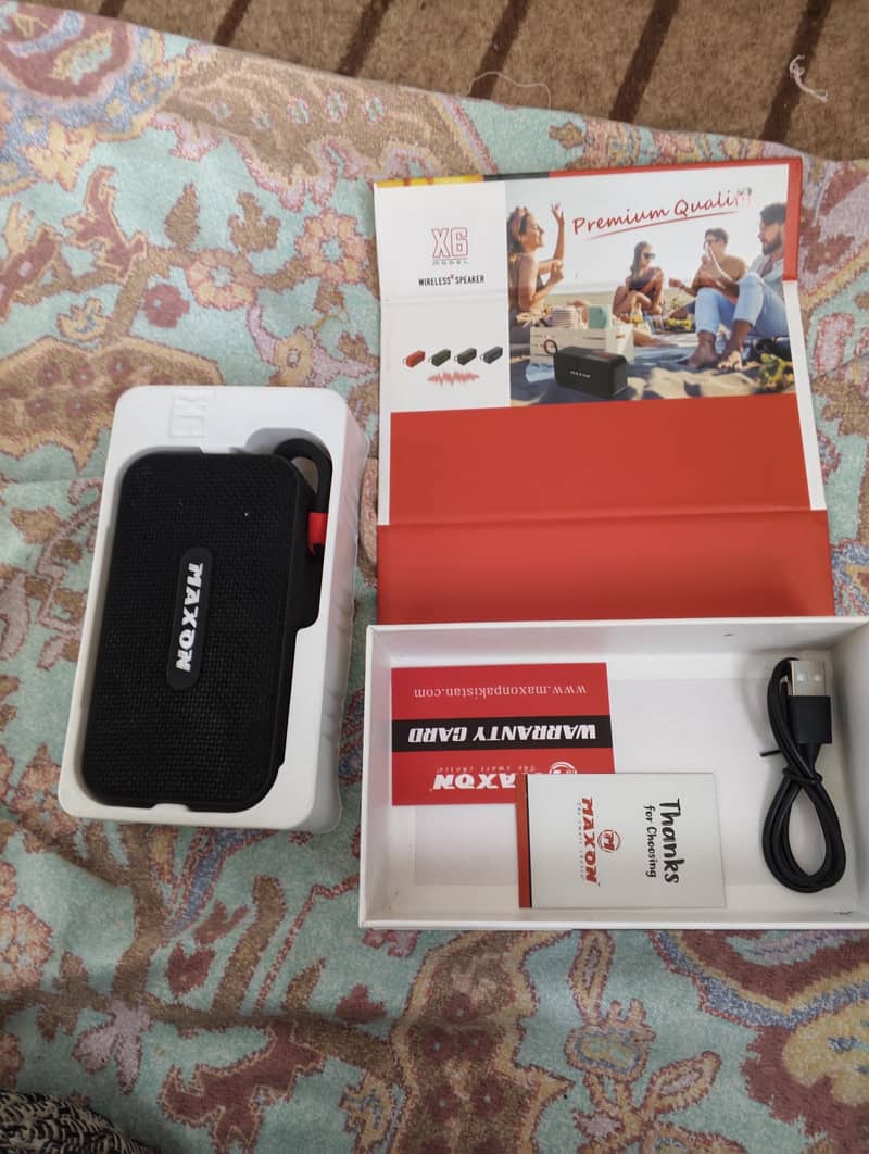 Maxon Bluetooth speaker . 0