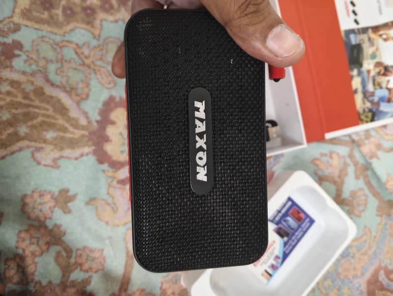 Maxon Bluetooth speaker . 3