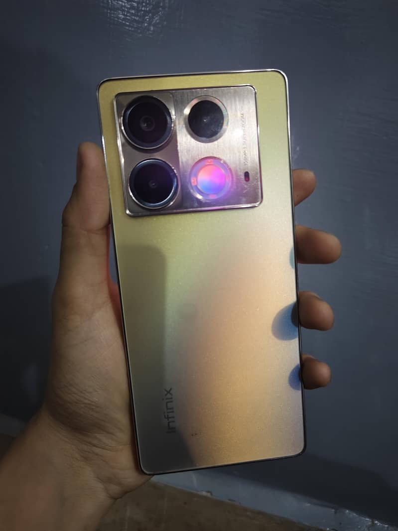 Infinix Note 40 2