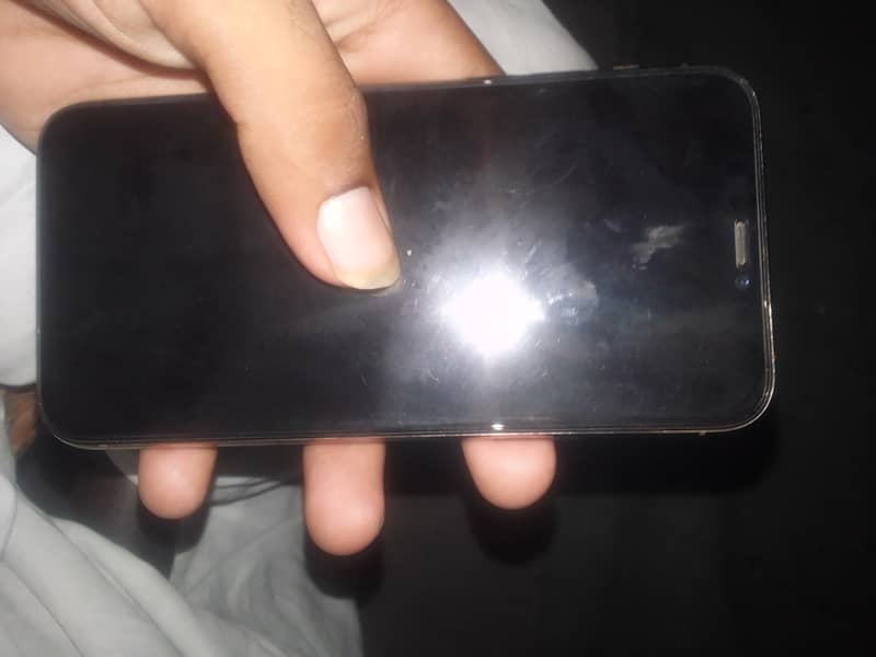 Apple iPhone 11 Pro 3