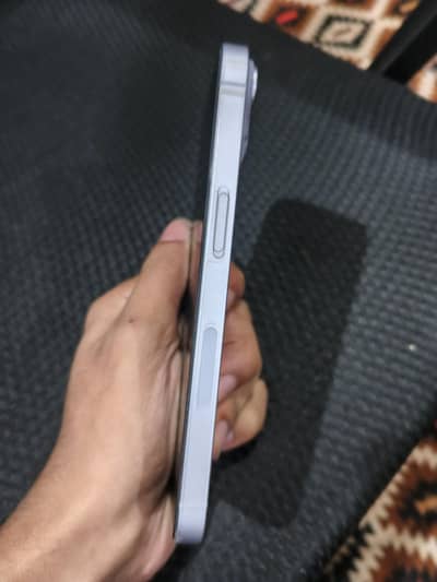 Apple iPhone 14